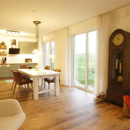 Sonne בית נופש Göhren-Lebbin